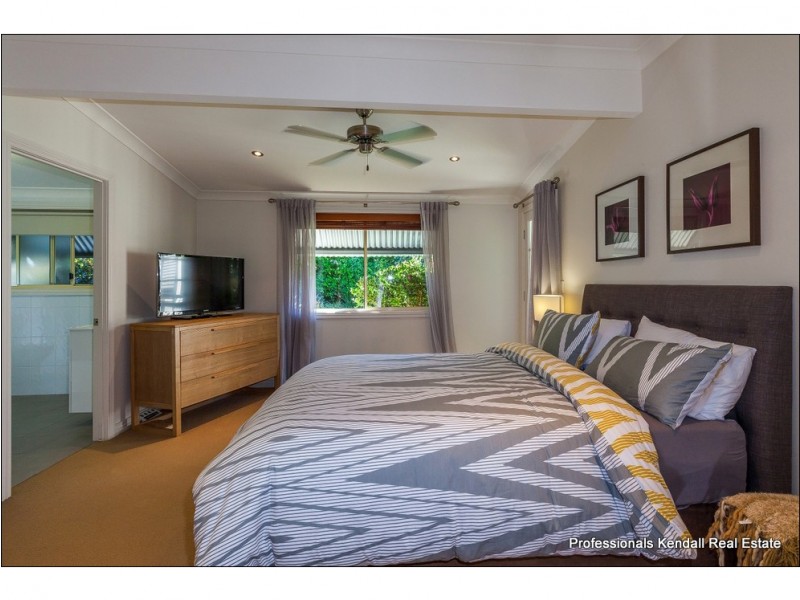 11 Foraker Drive, Tamborine Mountain QLD 4272