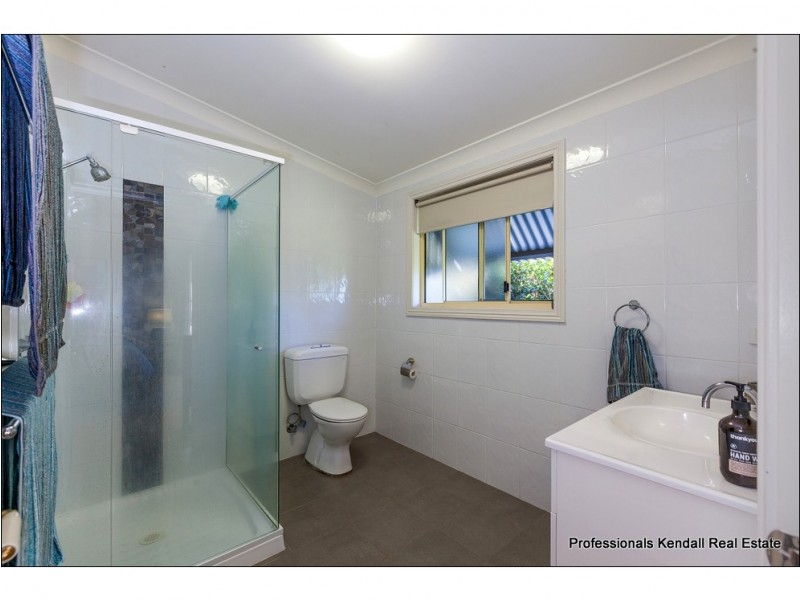 11 Foraker Drive, Tamborine Mountain QLD 4272