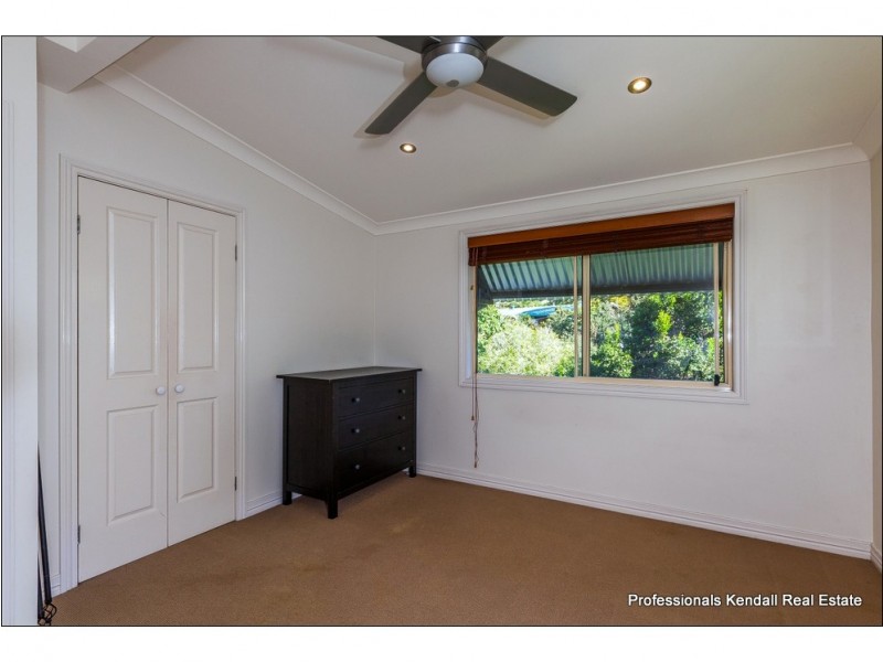 11 Foraker Drive, Tamborine Mountain QLD 4272