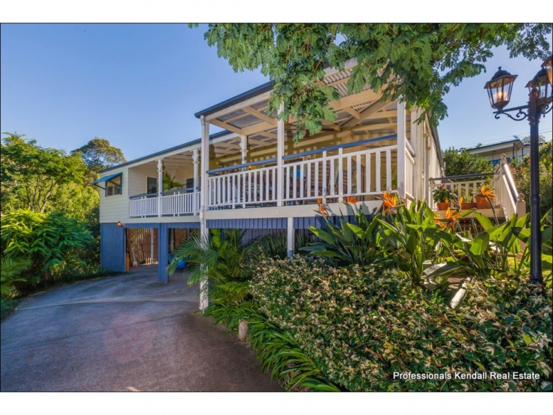 11 Foraker Drive, Tamborine Mountain QLD 4272