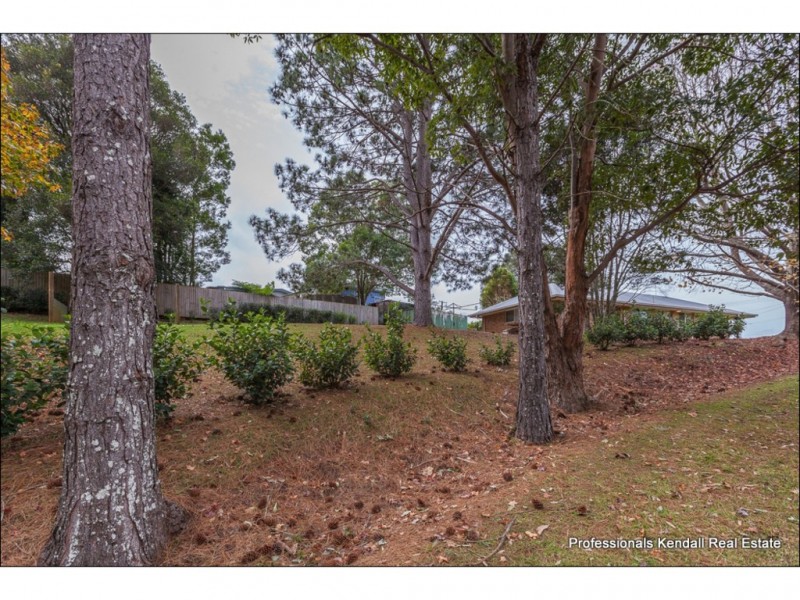 78 Pacific Parade, Tamborine Mountain QLD 4272