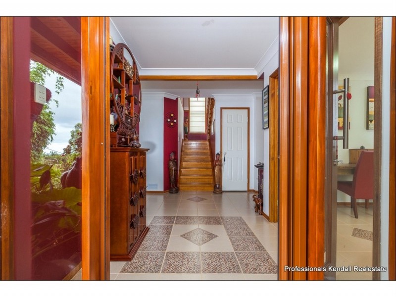 5 Bali Court, Tamborine Mountain QLD 4272