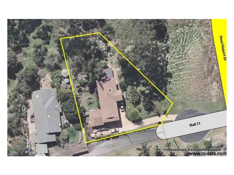 5 Bali Court, Tamborine Mountain QLD 4272