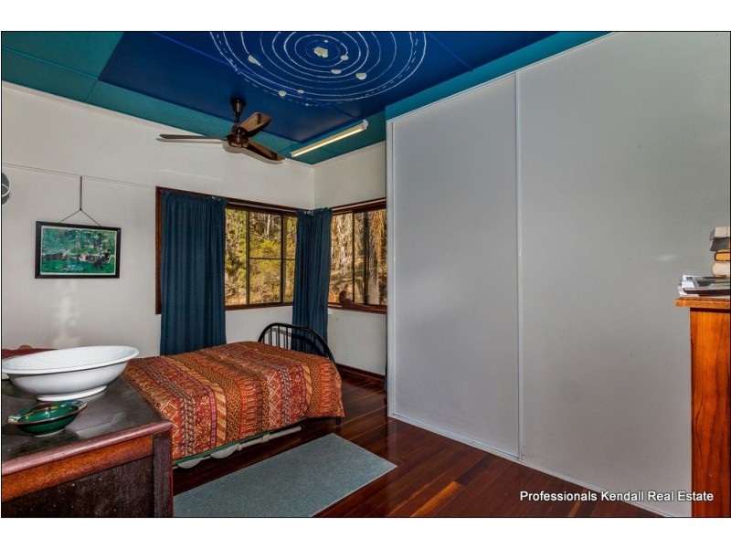 4 Chianina Court, Tamborine QLD 4270