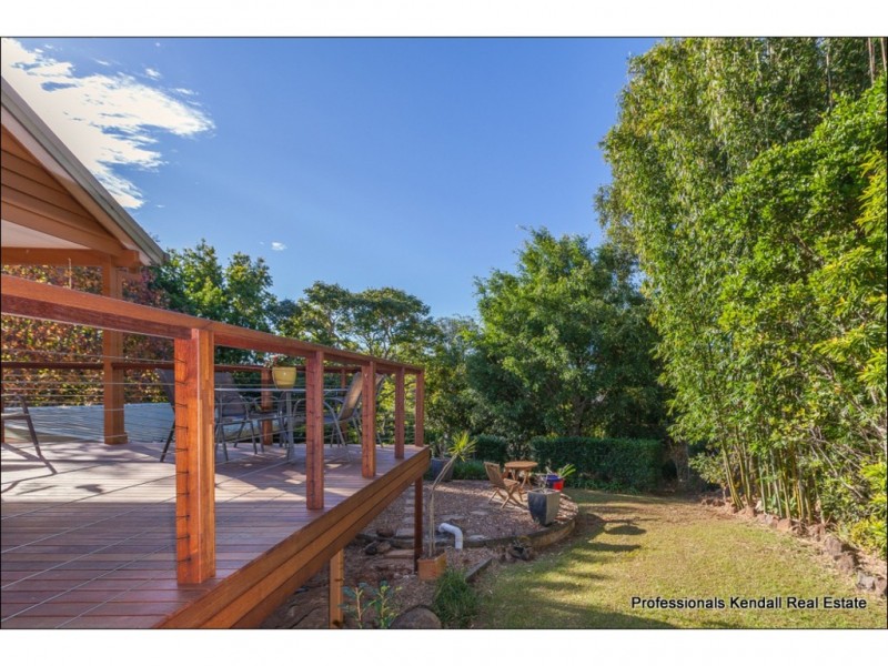 38 Magnetic Drive, Tamborine Mountain QLD 4272