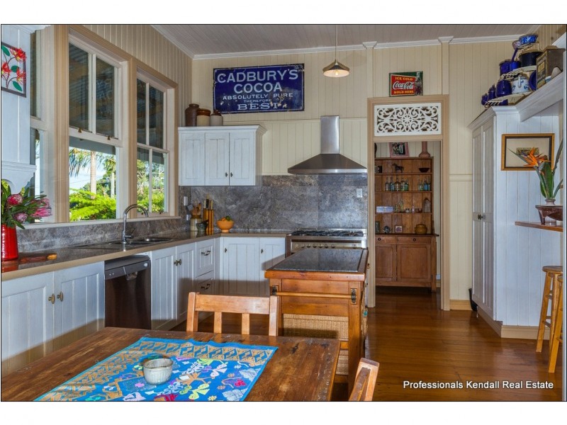 69 Coomera Gorge Dr, Tamborine Mountain QLD 4272