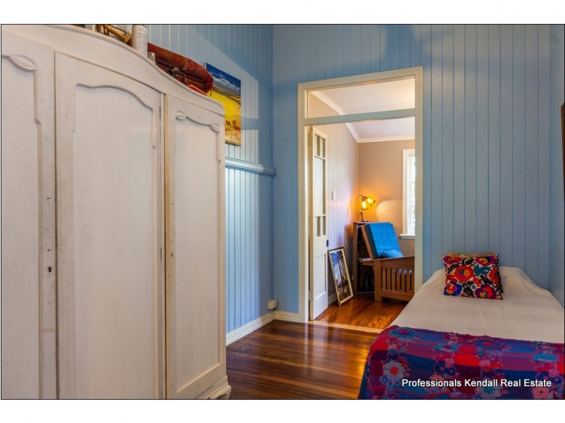 69 Coomera Gorge Dr, Tamborine Mountain QLD 4272