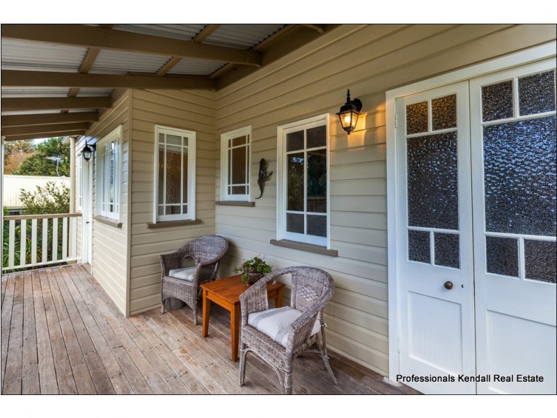 69 Coomera Gorge Dr, Tamborine Mountain QLD 4272