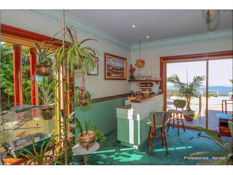 13-17 Eagles Retreat Place, Tamborine Mountain QLD 4272