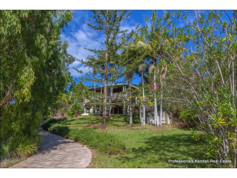 9-11 Sumba Court, Tamborine Mountain QLD 4272