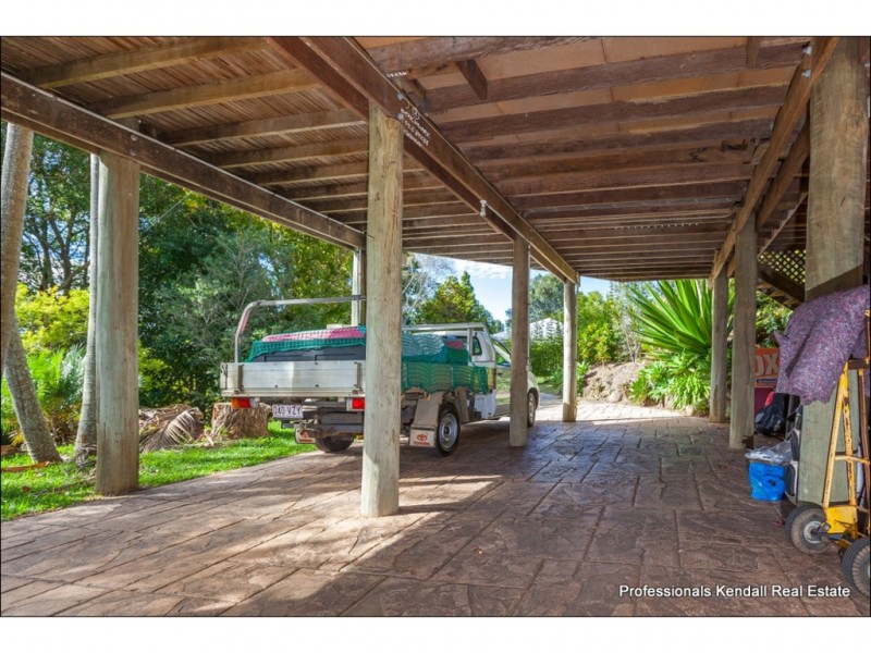 9-11 Sumba Court, Tamborine Mountain QLD 4272