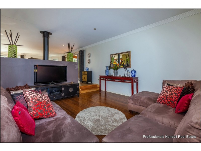 27 Griffith Street, Tamborine Mountain QLD 4272