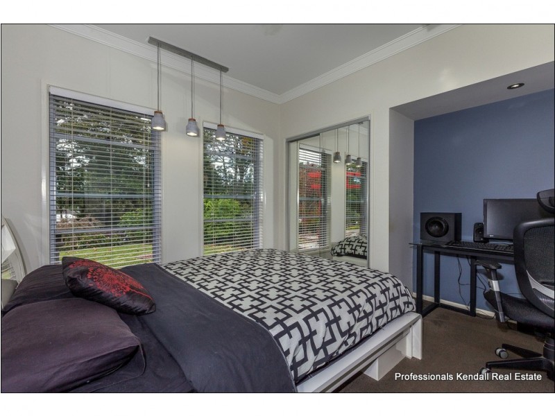 27 Griffith Street, Tamborine Mountain QLD 4272