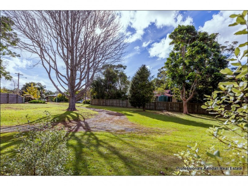 29 Coleman Square, Tamborine Mountain QLD 4272