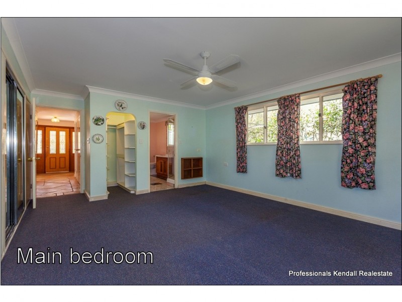 35 Huyber Lane, Tamborine Mountain QLD 4272