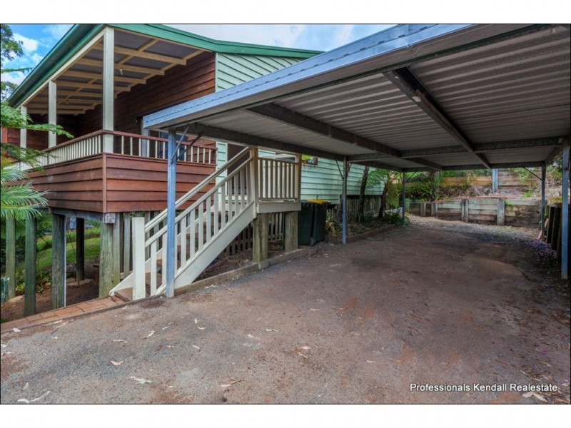 35 Magnetic Drive, Tamborine Mountain QLD 4272
