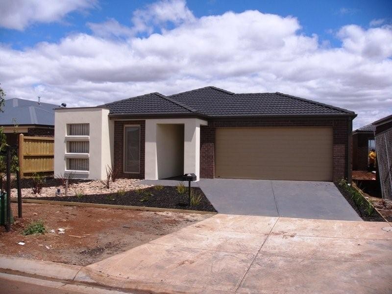24 Cepora Road, Tarneit VIC 3029