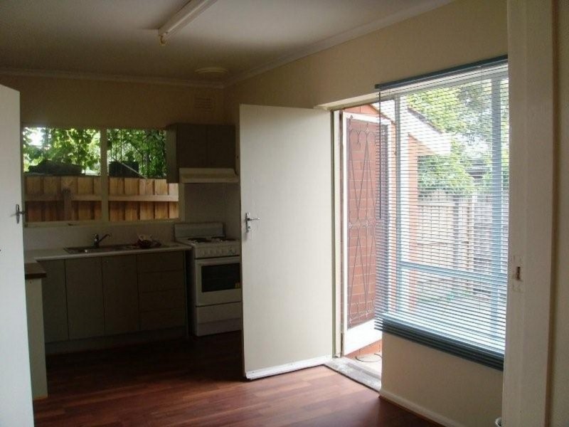 4/37 Macpherson Street, Footscray VIC 3011