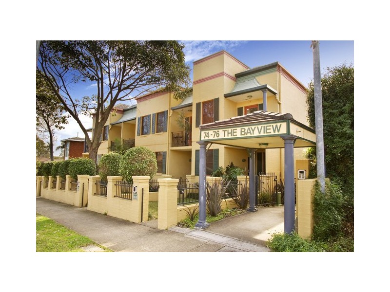 6/74 HAMPDEN ROAD, Russell Lea NSW 2046