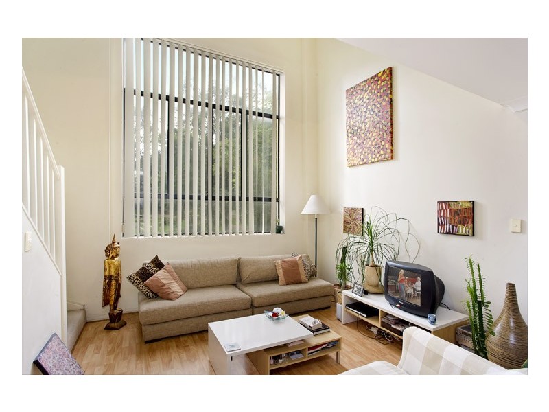 18/102 ALBION STREET, Surry Hills NSW 2010