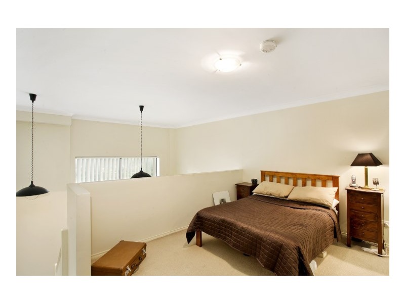 18/102 ALBION STREET, Surry Hills NSW 2010