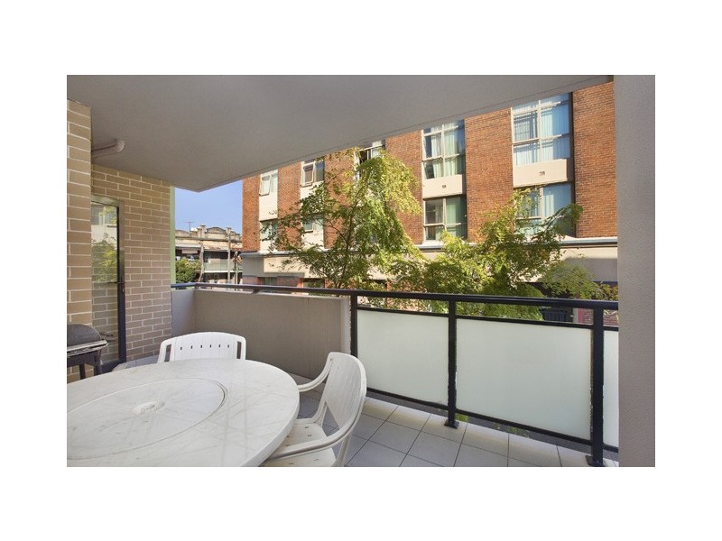 2/128 CLEVELAND STREET, Chippendale NSW 2008