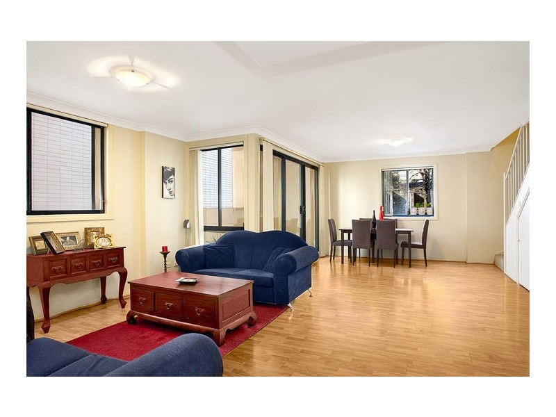 17/102 ALBION STREET, Surry Hills NSW 2010