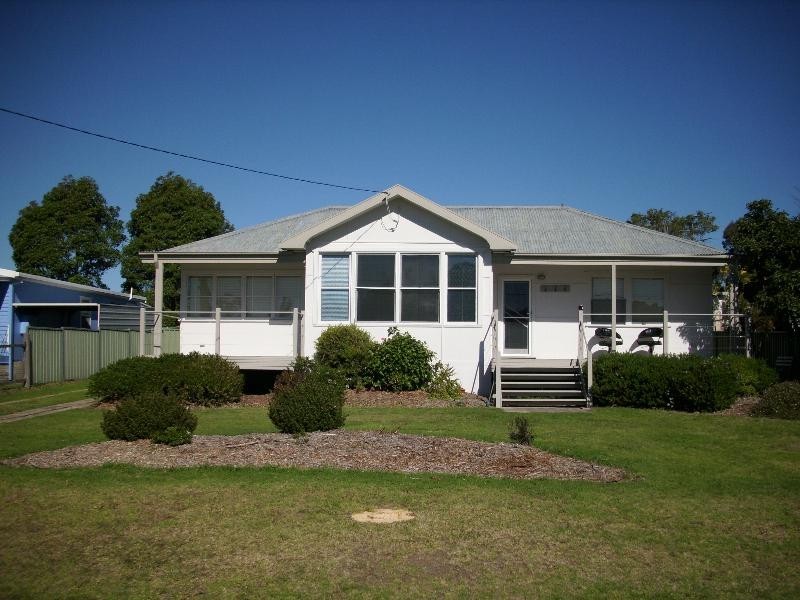 31 River St, Moruya NSW 2537