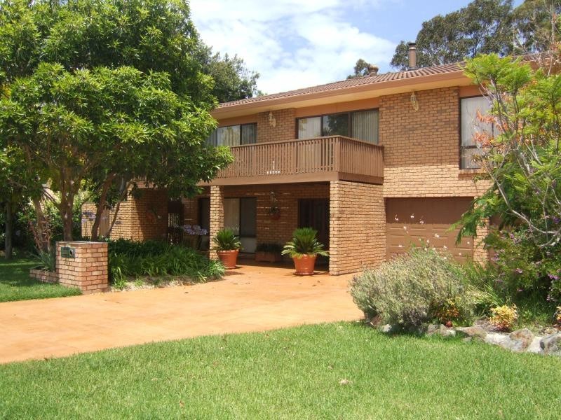 29 Dell Parade, Moruya Heads NSW 2537