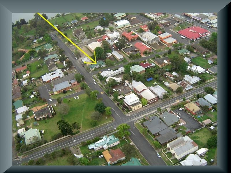 10 Page Street, Moruya NSW 2537