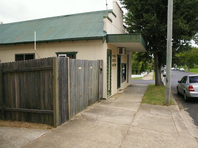 10 Page Street, Moruya NSW 2537