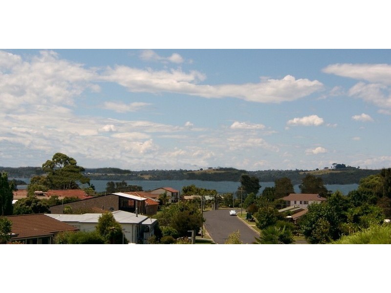 21  Anderson Avenue, Tuross Head NSW 2537