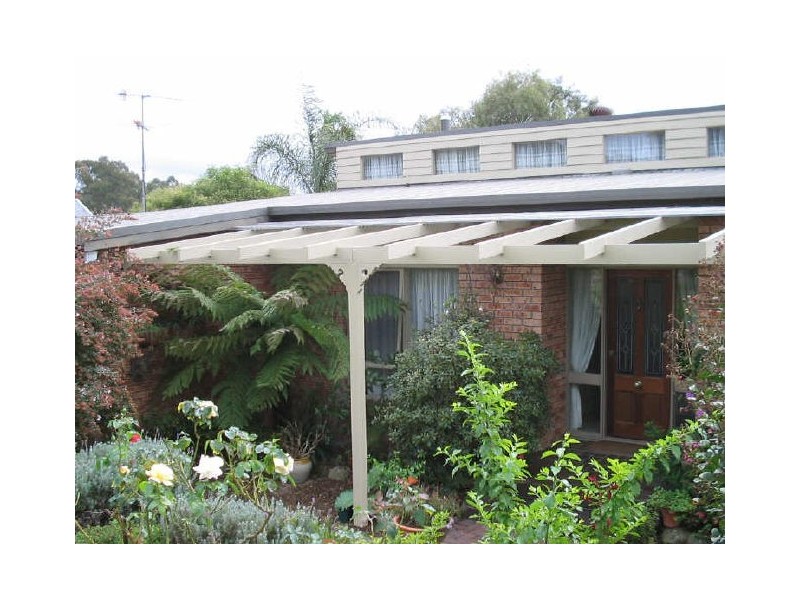 24 Dell Parade, Moruya Heads NSW 2537