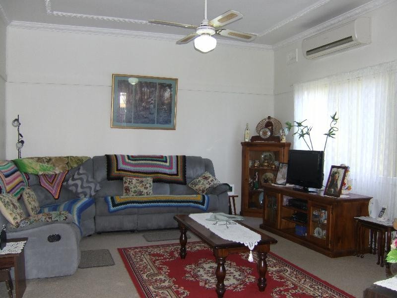 47 Shore St, Moruya NSW 2537