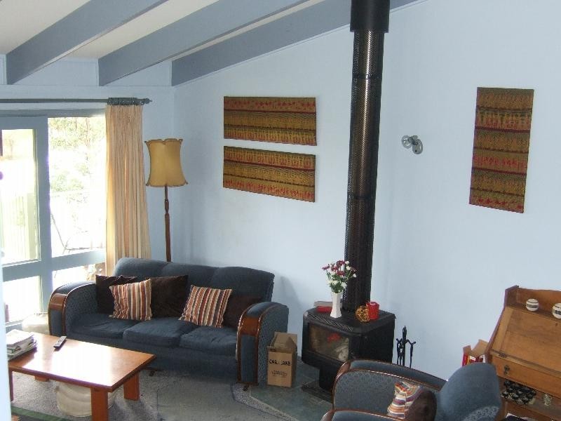 12  Hazel Road, Moruya Heads NSW 2537