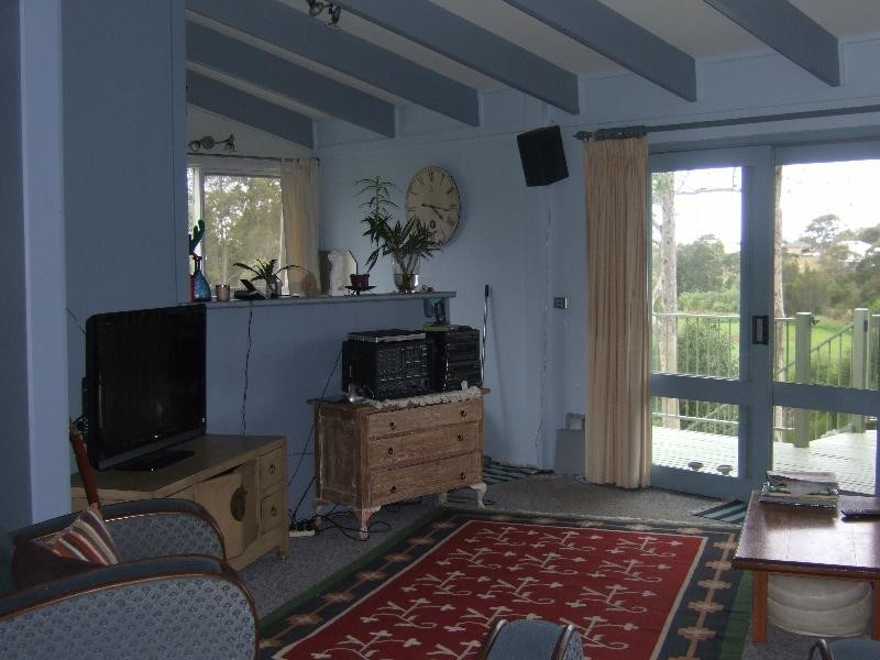 12  Hazel Road, Moruya Heads NSW 2537