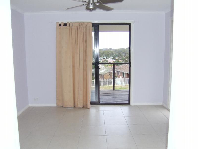 11 Pioneer Avenue, Moruya NSW 2537