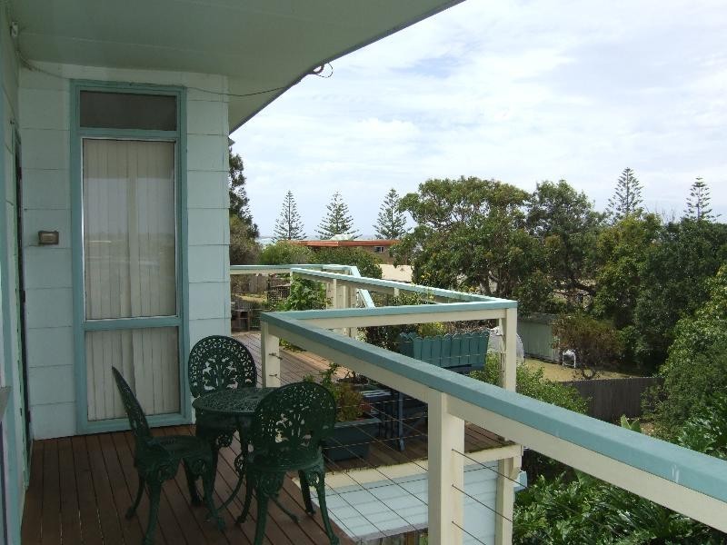 6  kitchener Road, Tuross Head NSW 2537