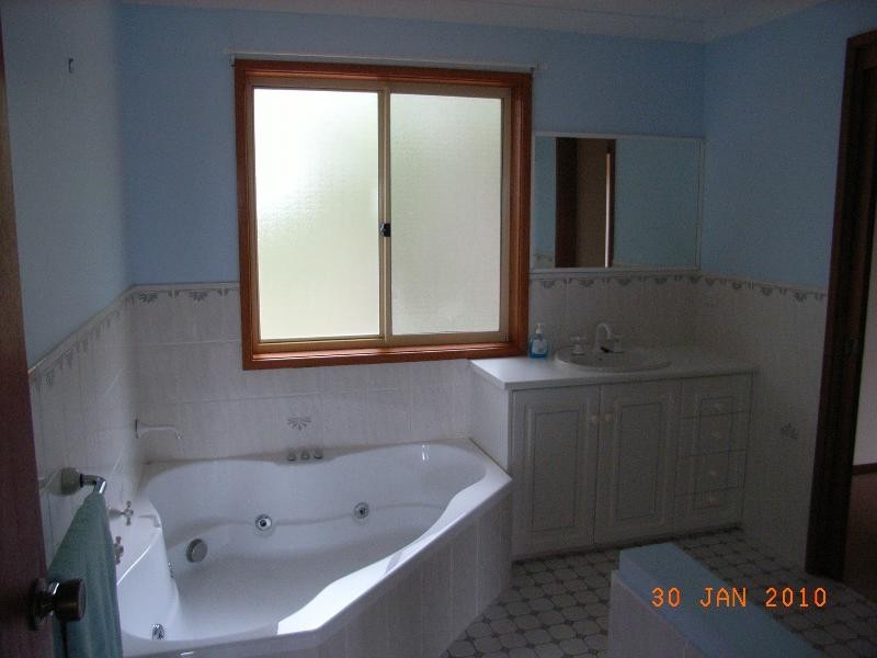 15 Dell Parade, Moruya Heads NSW 2537