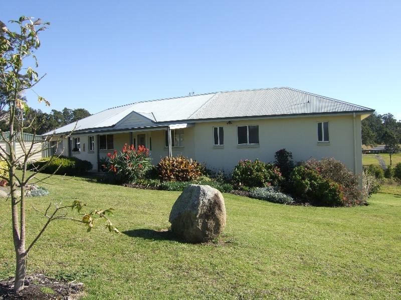 14 Yongara Place, Moruya NSW 2537
