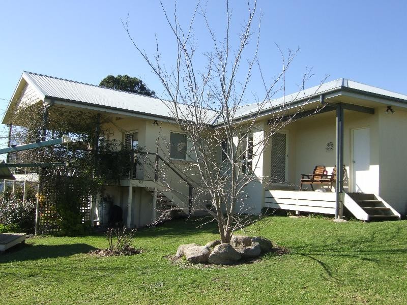 14 Yongara Place, Moruya NSW 2537