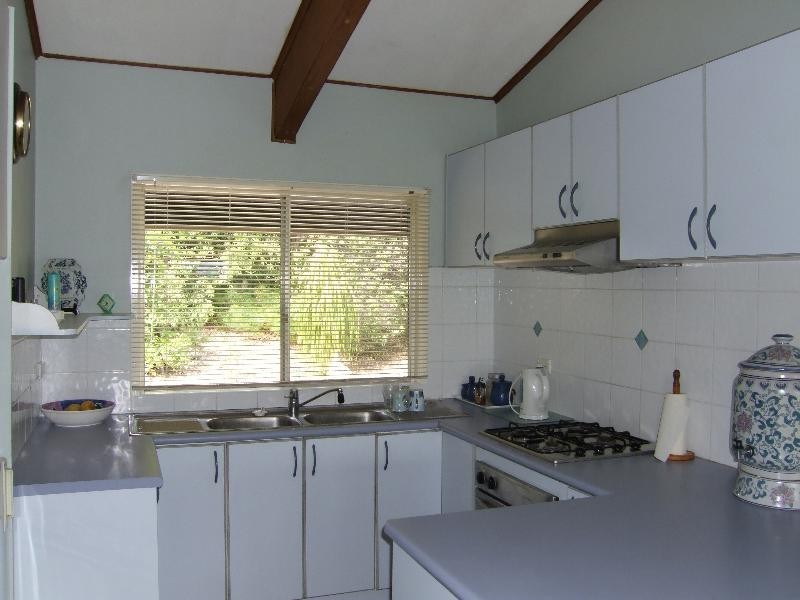 6 Halyard Drive, Moruya Heads NSW 2537