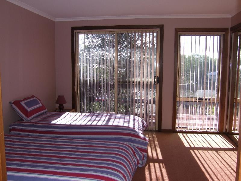 43 Dell Parade, Moruya Heads NSW 2537