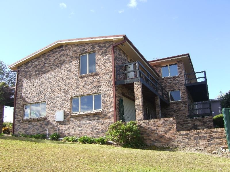 43 Dell Parade, Moruya Heads NSW 2537