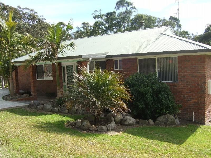 64 Riverwood Place, Moruya NSW 2537