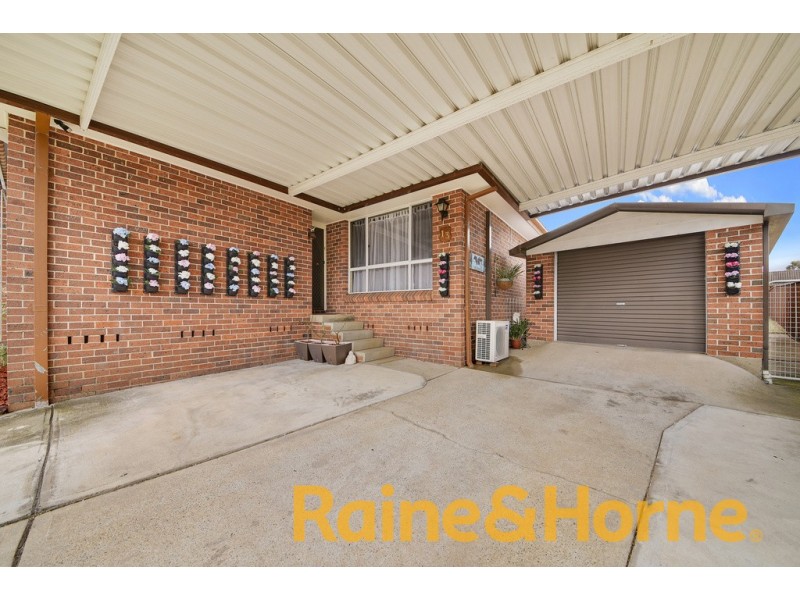 13 Lago Place, St Clair NSW 2759