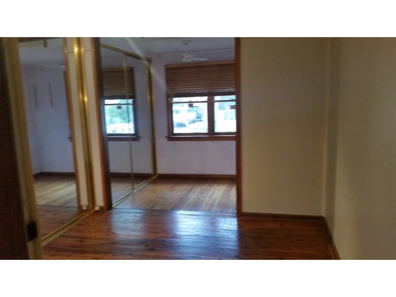 54 Leonard Street, Colyton NSW 2760