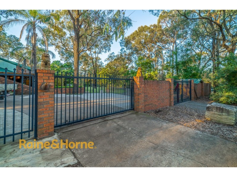 1 CARRINGTON ROAD, Londonderry NSW 2753