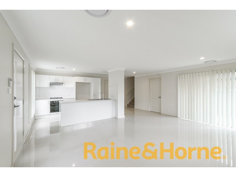 8/90-92 Irwin Street, Werrington NSW 2747