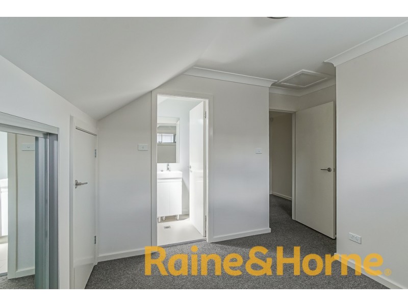 2/72 Cam Street, Cambridge Park NSW 2747